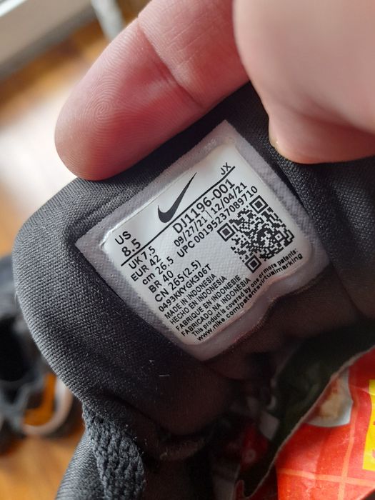 Nike маратонки 42 номер.