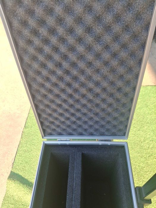 Куфар за инструменти  с колелца