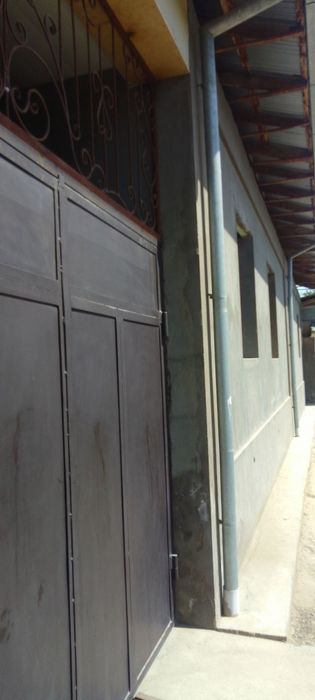 Qibray tumani Obod maxallada uy sotiladi