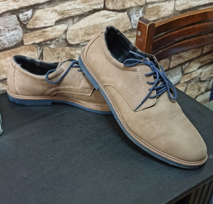 Продам мужские туфли