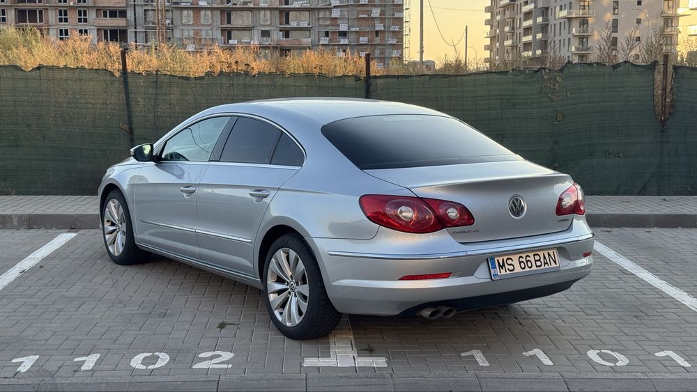 VOLKSWAGEN Passat CC 2011 — imagine 4