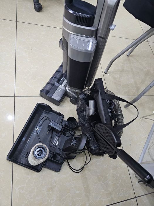 вертикальный пылесос