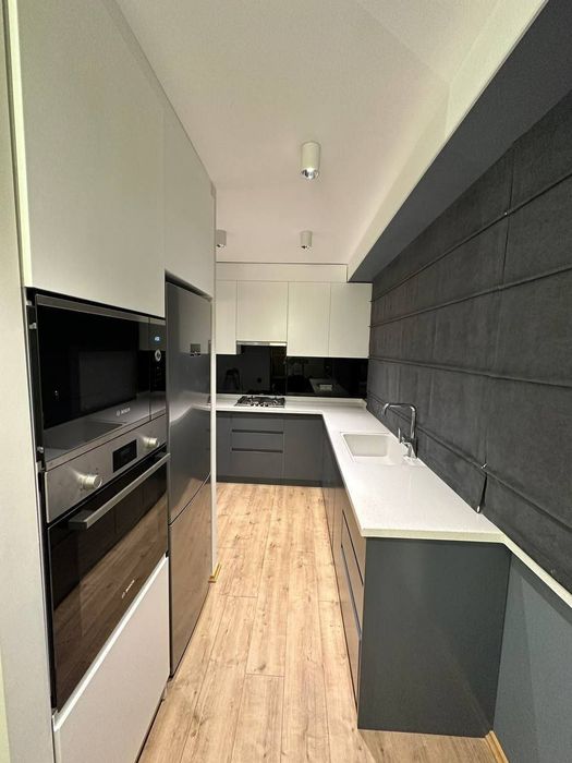 Аренда шикарной квартиры в центре города  #033