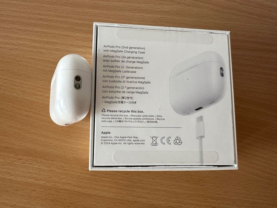 Оригинални Apple AirPods Pro (2nd Gen, USB-C)