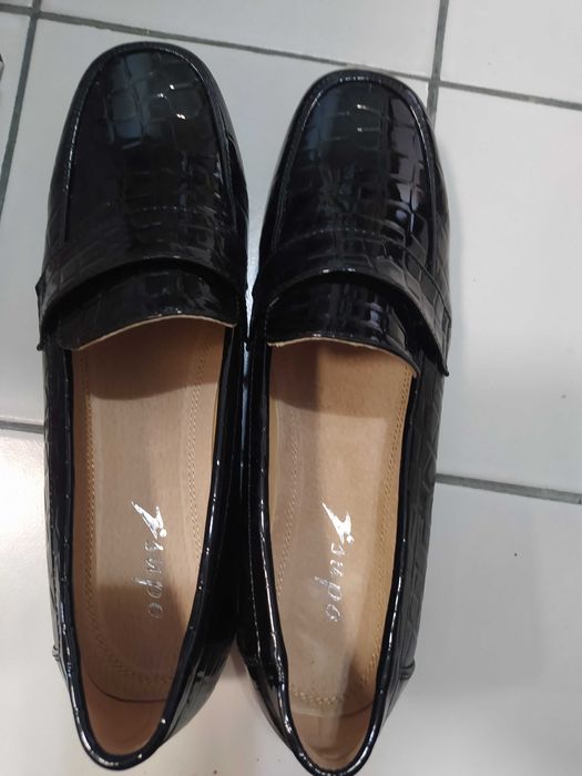 Официални дамски обувки - големи номера