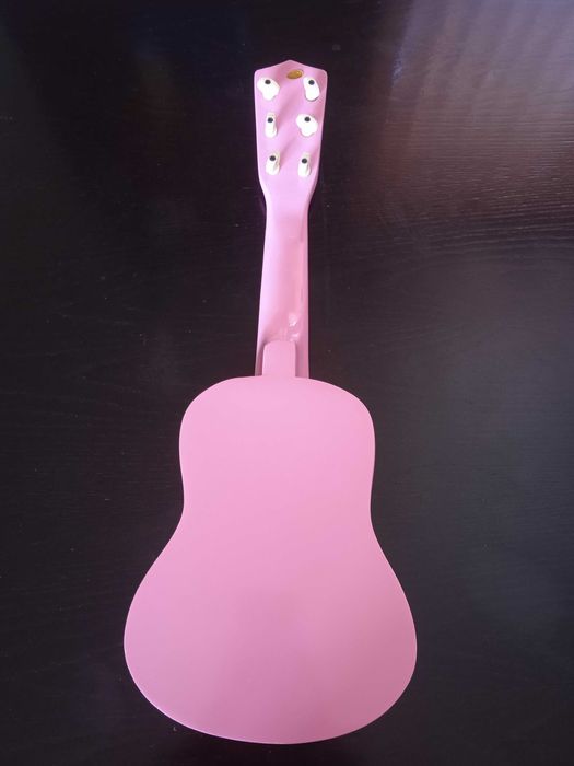 Детска дървена китара