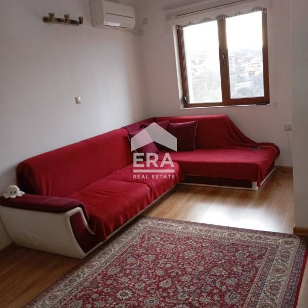 Тристаен апартамент под наем в кв.Тракийски