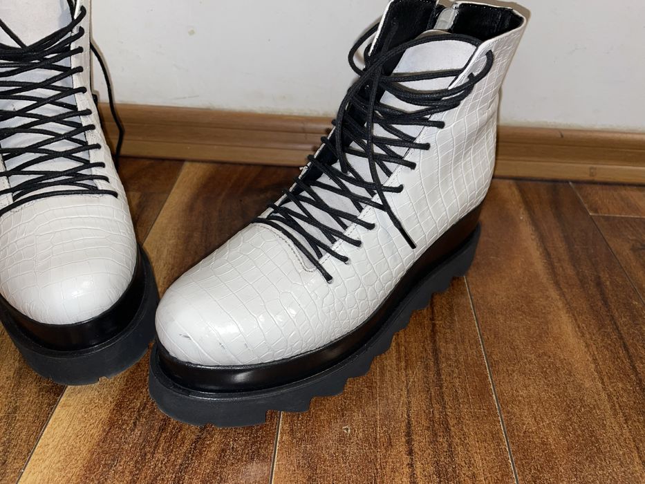 Ghete Exclusives Lyon albe