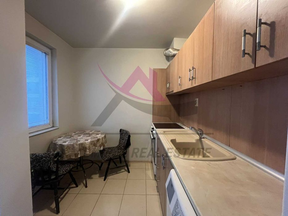 Дава се под наем Двустаен апартамент в Варна, Колхозен пазар - 55 кв.м за 348.84 € - Снимка #1