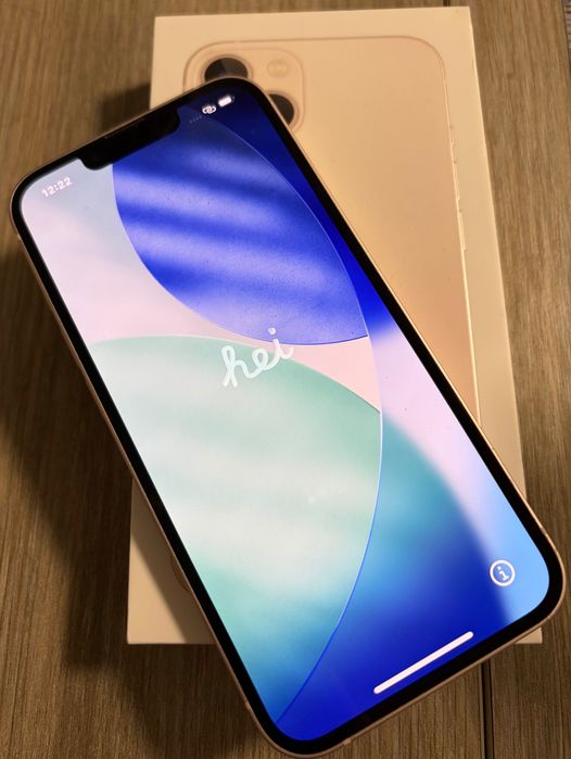 iPhone 13 pink 128 GB