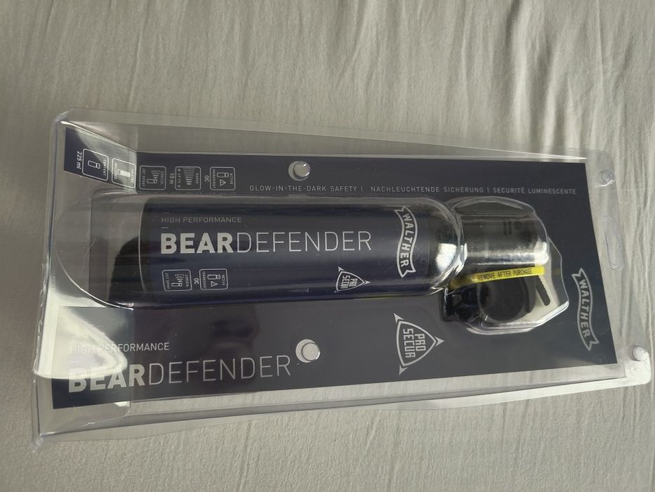 Vând Spray URS autoaparare Walther Bear Defender 2.2021 Umarex, toc inclus, 225ml, 10m
