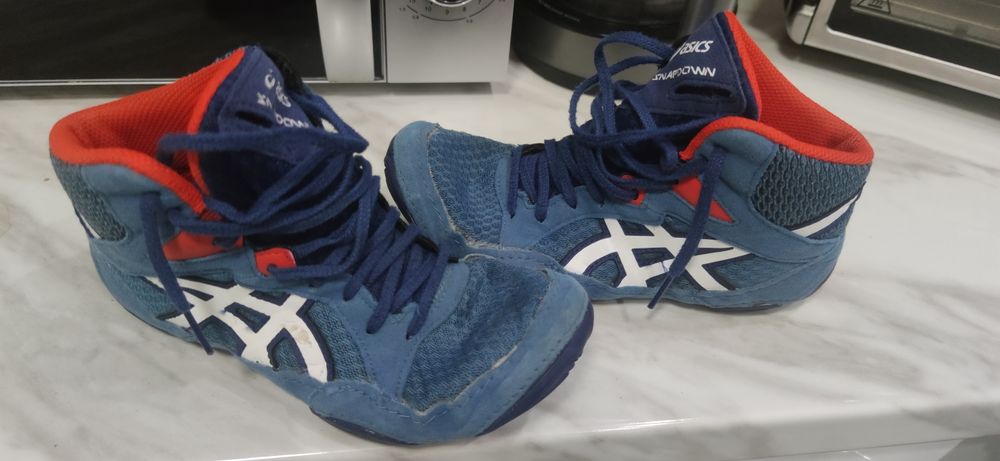 Оригинални борцовки детски ASICS
