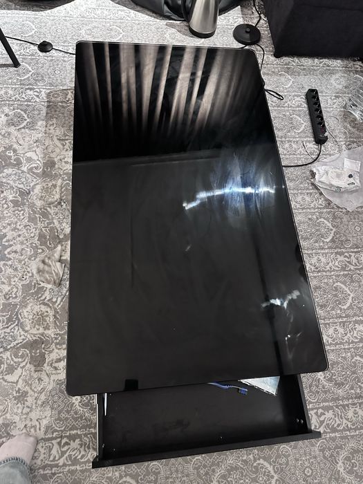 Журнальный стол черный