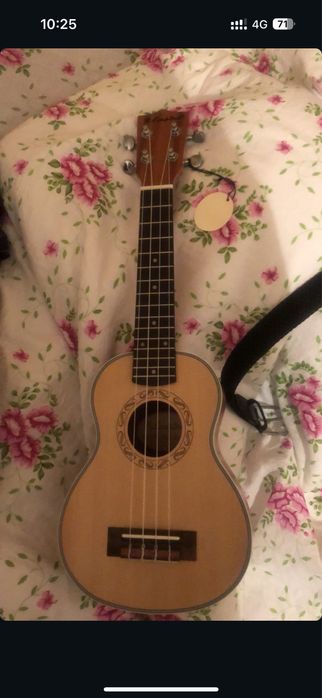 Продам укулеле, новый