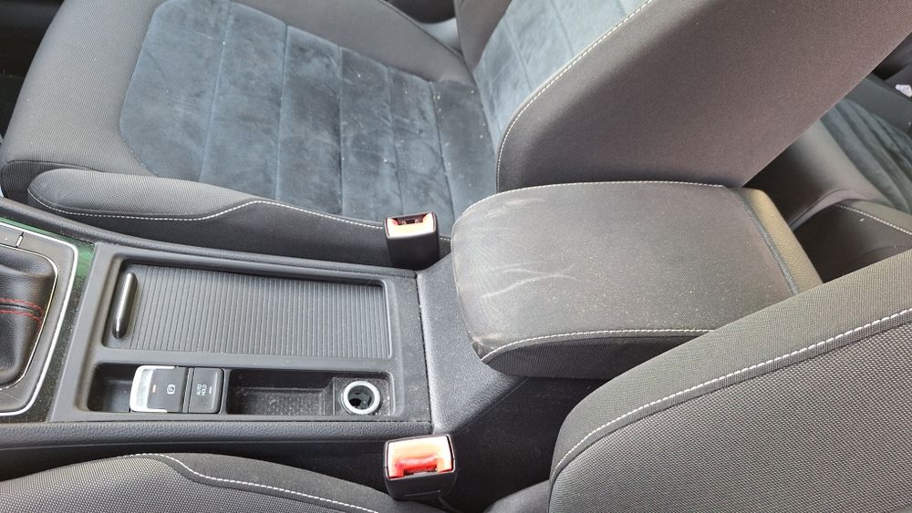 VW Golf 7 1.6TDI 105кс на части