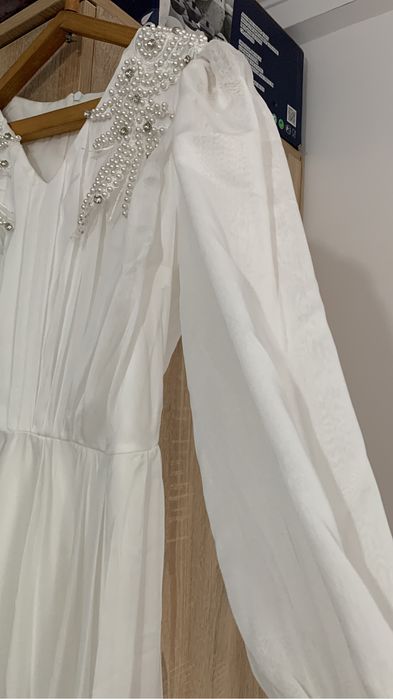 Продам новое платье