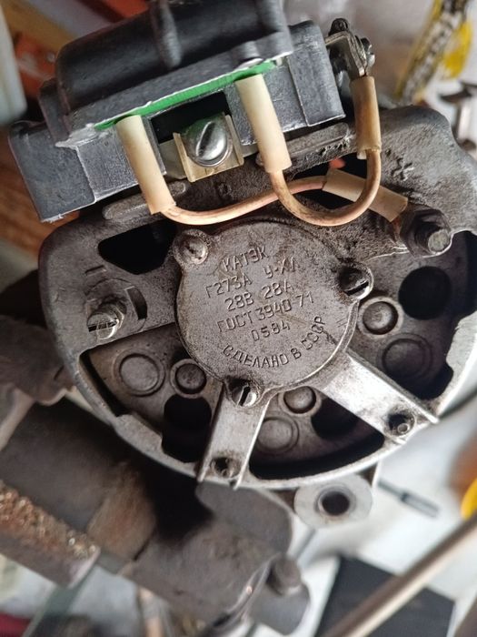 Генератор 14 v. Жигулёвский продам