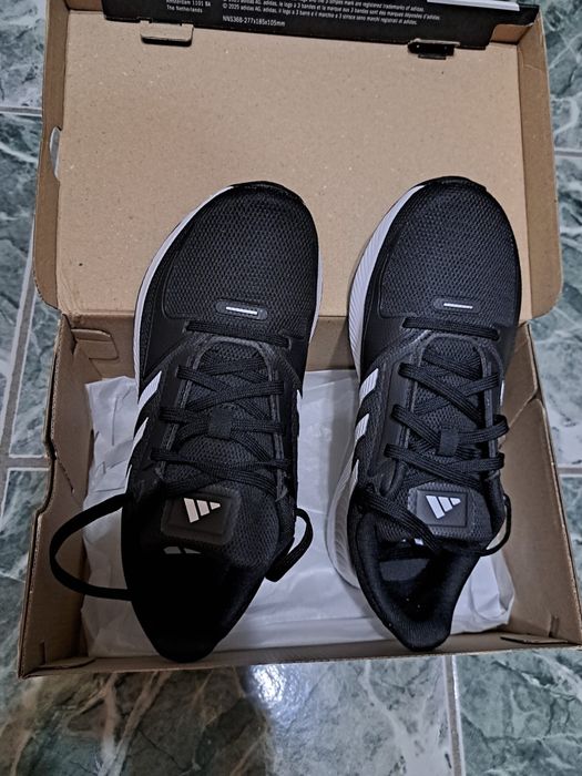 Vand adidasi Adidas Runfalcon.