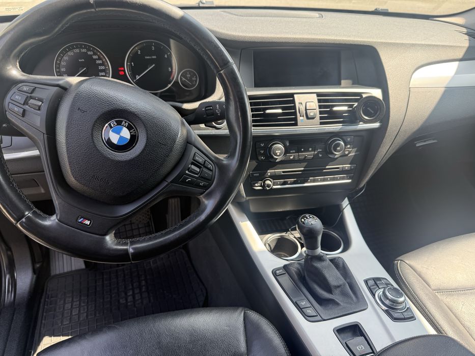 Vand bmw x3 f25 2.0 diesel xdrive an 2011 (la final), cutie manuala