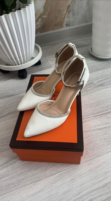 Продаётся туфли в хорошем состоянии