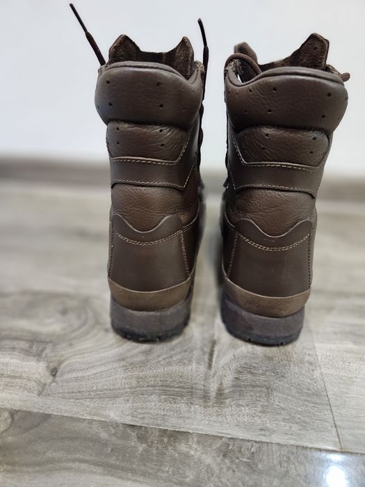 Bocanci militari Alt-Berg  nr 41, dimensiune talpic 26,5 cm.