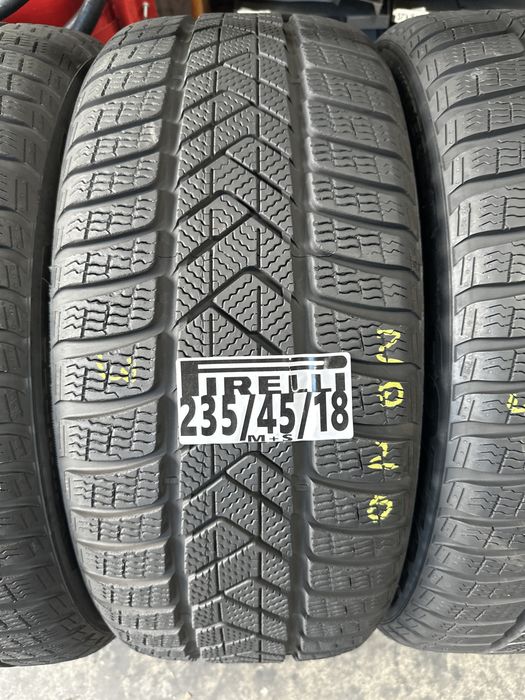 235/45/18 Pirelli M+S