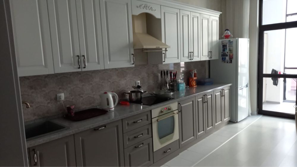 Продам кухонную мебель