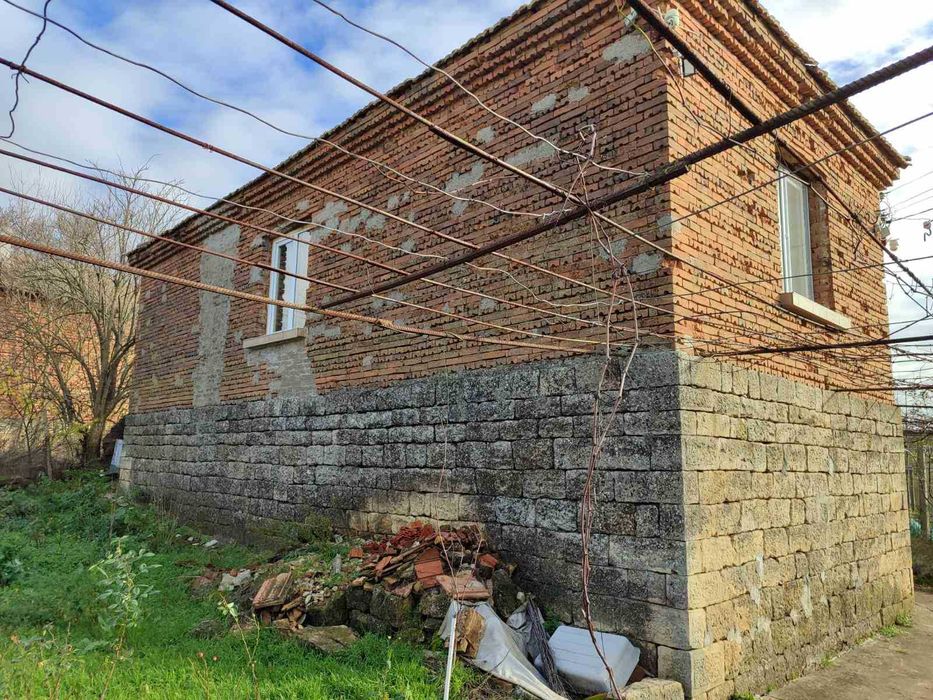 Продава се Къща в с. Гешаново, Област Добрич - 100 кв.м за 67 €/кв.м - Снимка #1