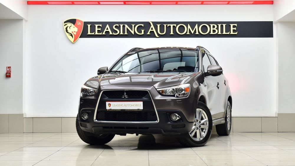 Mitsubishi ASX 4x4 Xenon Panoramic Pilot Automat Carlig Remorcare Revizie la zi Garan