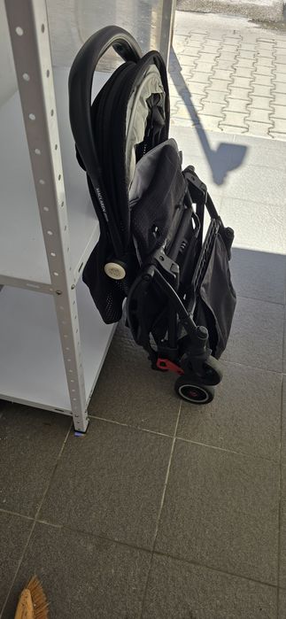 Количка Maclaren Atom