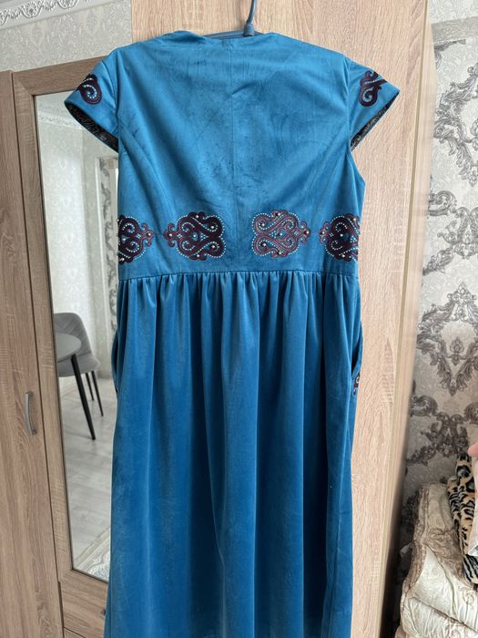 Комзол (Шапан женский)