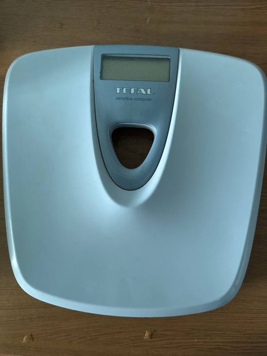 напольные электронные весы Tefal модели Sensitive Computer