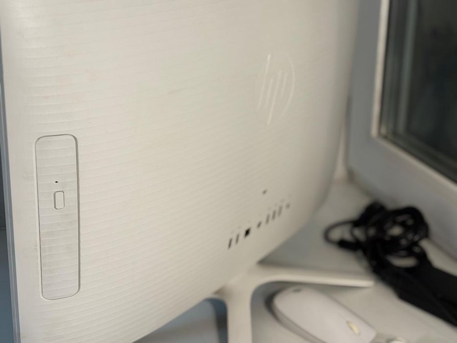 продам моноблок HP в полном оригинальном комплекте