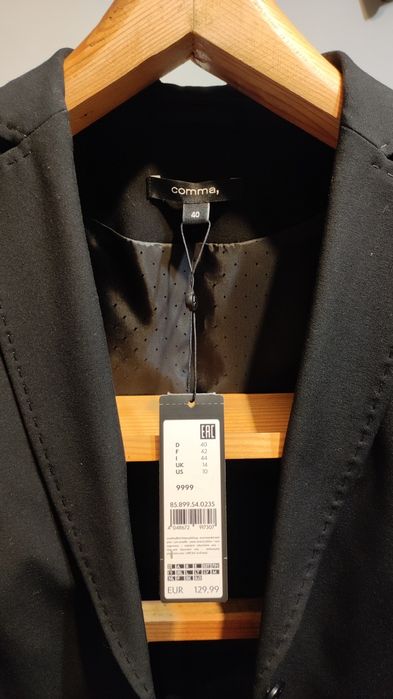 Черно дамско сако на comma, M/L, с етикета