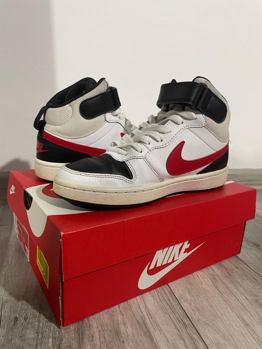 Vand Adidași Nike Court Borough Mid 2