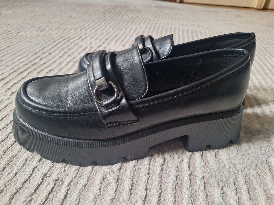 Туфли лоферы 40р-р