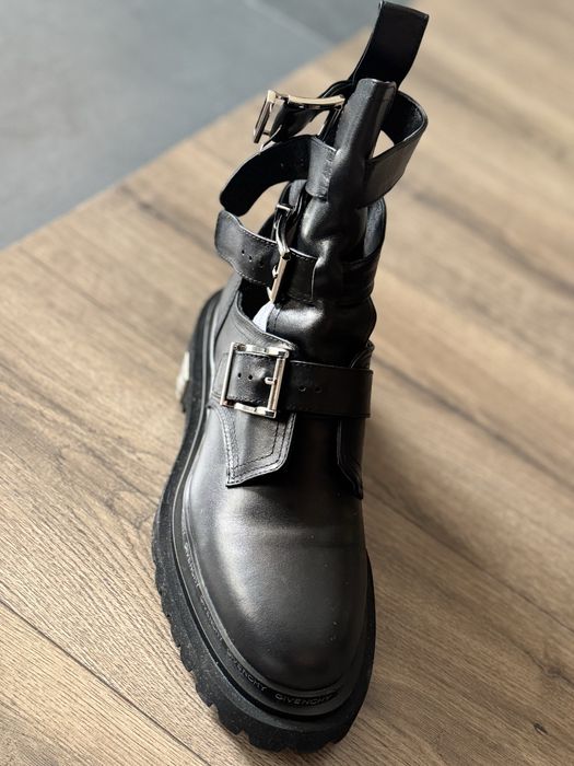 Продам ботинки демисезонные