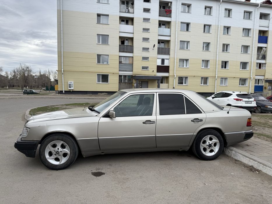 Продам Mercedes benz E200