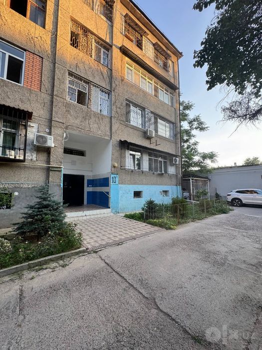 Срочно продаётся 1 ком Минор метро