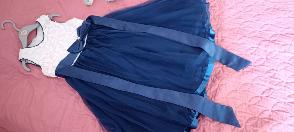 Уникална дълга детска рокля за официален повод 120 р-р