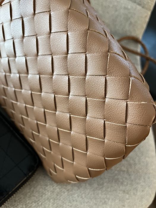 Дамска кожена чанта