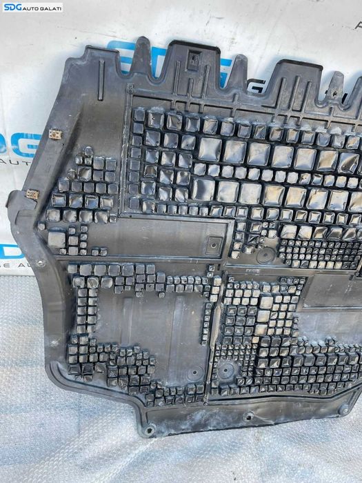 Scut Plastic Motor Volkswagen Jetta 2006 - 2011 Cod 1K0825237AG