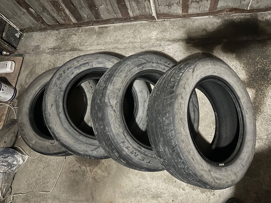 Продам шины на R16