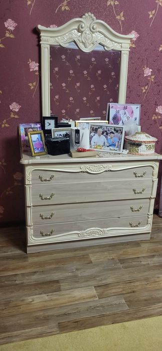 Продам спальный гарнитур Далия пр-во Украина