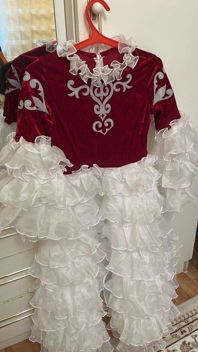 Срочно, продам платье для девочки