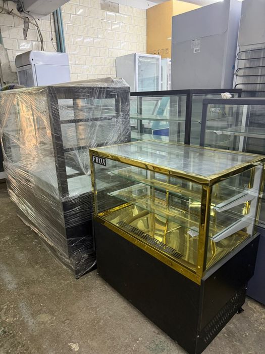 Холодильные витрины•Кондитерские витрины