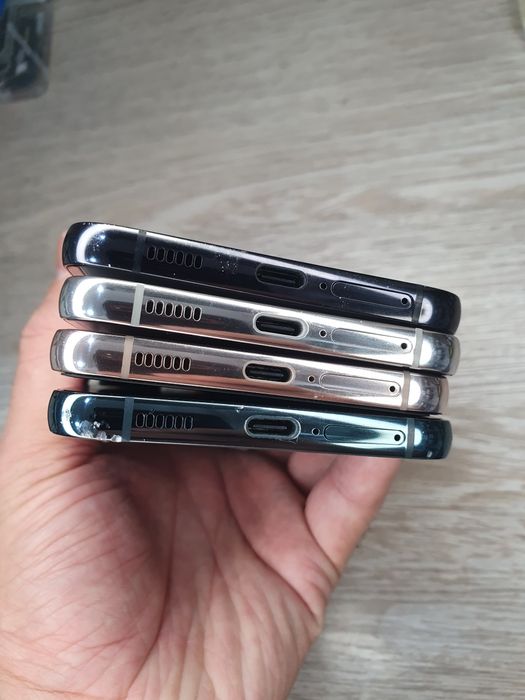 Samsung S22 Plus xotirasi 8/256GB