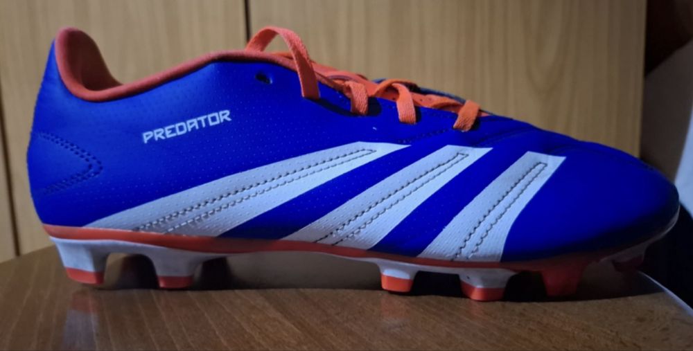 Ghete de fotbal Adidas Predator Club FxG, albastre, marime 42