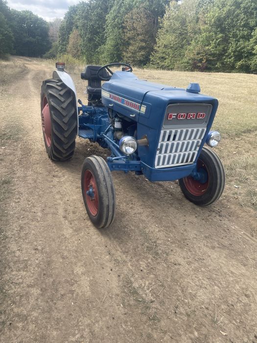 Tractor ford 3000