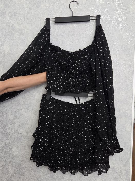 Продам женский костюм